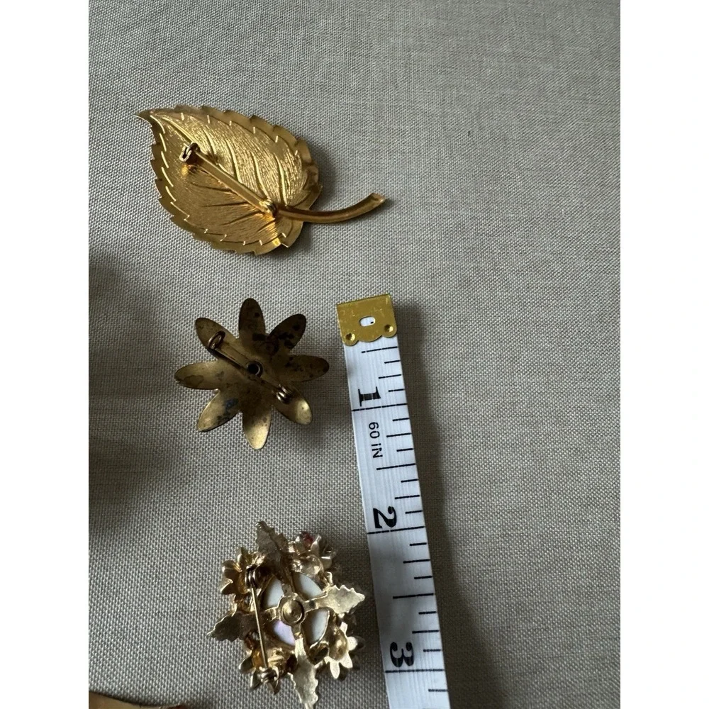 9‎ Vintage Leaf Flower Brooch Gold Silver  Bronze Tone Rhinestones Enameled
